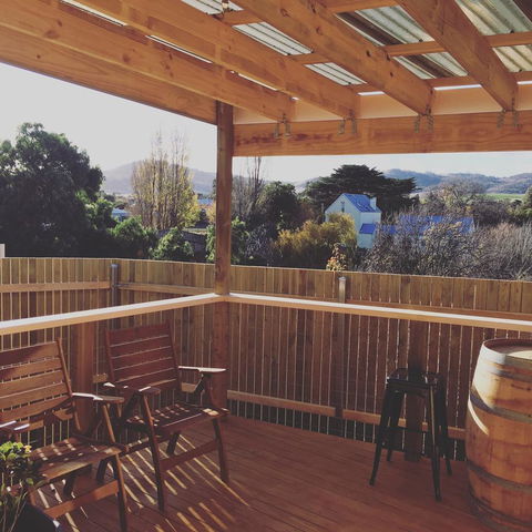 Bridge View Retreat - Accommodation Newcastle 4