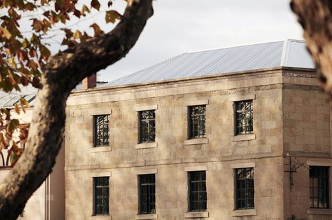 Moss Hotel - Accommodation Newcastle 1