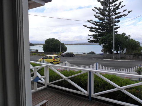 Freycinet Waters - Accommodation Newcastle 12