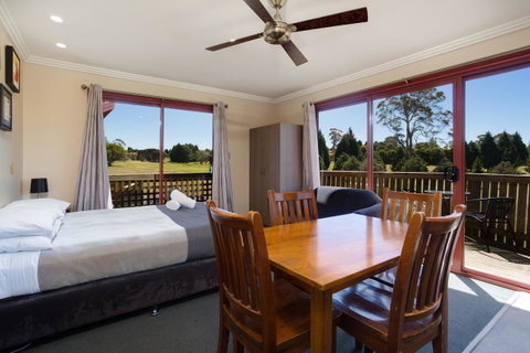 Tamar Valley Resort Grindelwald - Accommodation Newcastle 7