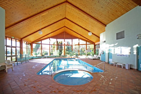 Tamar Valley Resort Grindelwald - Accommodation Newcastle 4
