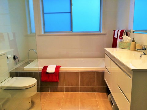 City Lights - Accommodation Newcastle 5