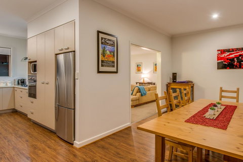 City Lights - Accommodation Newcastle 2