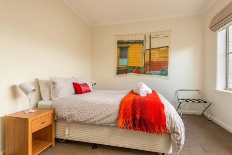 City Lights - Accommodation Newcastle 13