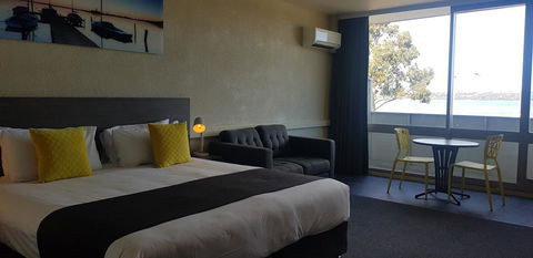 Bayside Hotel - Accommodation Newcastle 8