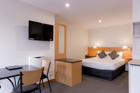 Bay Hotel Apartments - Accommodation Newcastle 21
