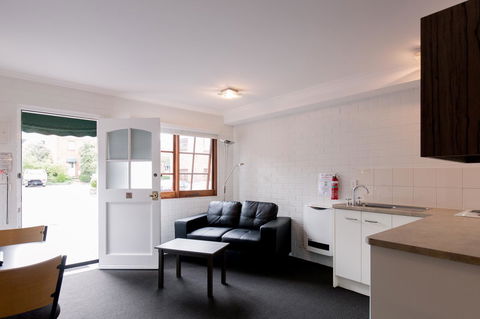 Bay Hotel Apartments - Accommodation Newcastle 24