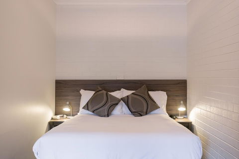 Bay Hotel Apartments - Accommodation Newcastle 25
