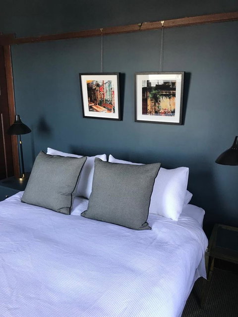 Devine Stays - Rupert #1 NOHO Art Apartment - Accommodation Newcastle 6