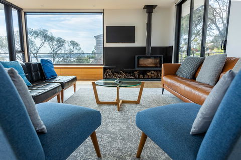 Blessington Beach Retreat - Accommodation Newcastle 4