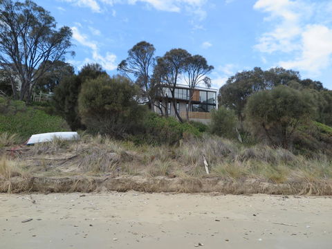 Blessington Beach Retreat - Accommodation Newcastle 38