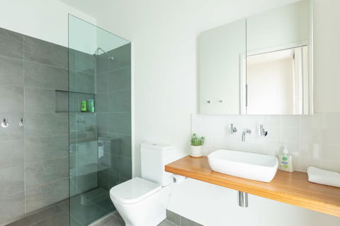 Blessington Beach Retreat - Accommodation Newcastle 14