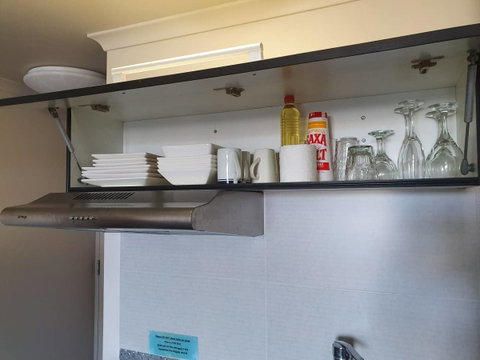Battery Point Apartment With Car Park - Accommodation Newcastle 6