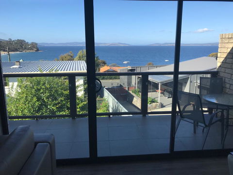 Self Contained Beach View Apartment - Accommodation Newcastle 1