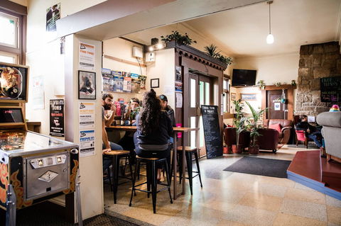 The Pickled Frog - Accommodation Newcastle 7