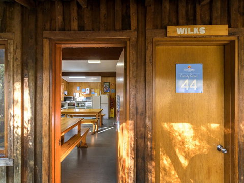 Discovery Parks - Cradle Mountain - Accommodation Newcastle 11