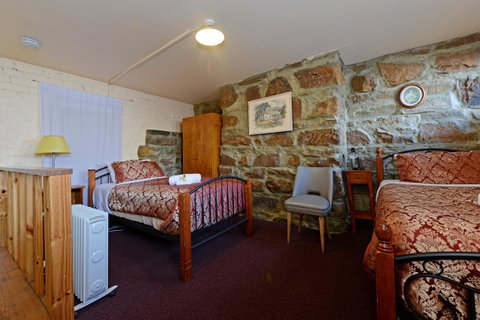 Edinburgh Gallery Bed & Breakfast - Accommodation Newcastle 10