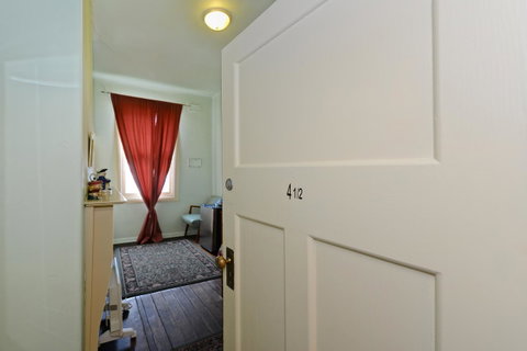Edinburgh Gallery Bed & Breakfast - Accommodation Newcastle 26