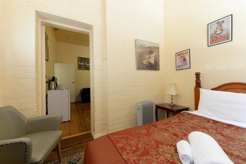 Edinburgh Gallery Bed & Breakfast - Accommodation Newcastle 13