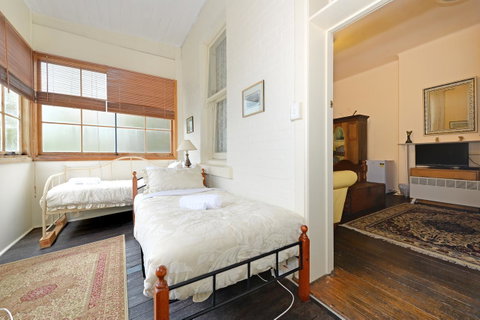 Edinburgh Gallery Bed & Breakfast - Accommodation Newcastle 39