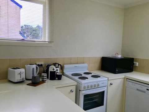 4 At 8 Townhouse Newcastle St - Accommodation Newcastle 4