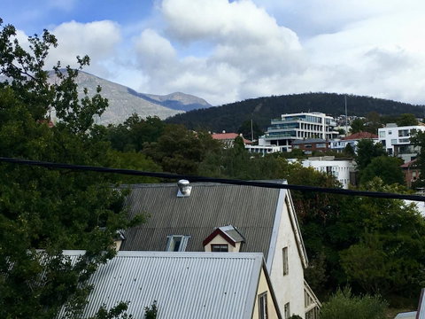 4 At 8 Townhouse Newcastle St - Accommodation Newcastle 0