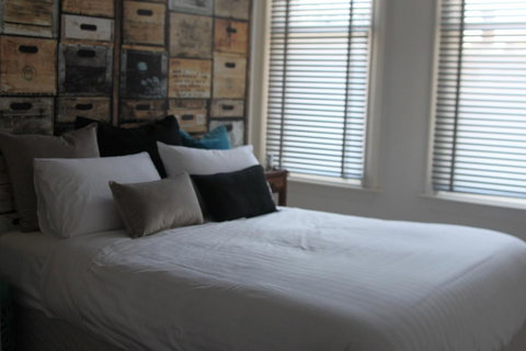 The Old Federal Coffee Palace - Accommodation Newcastle 3