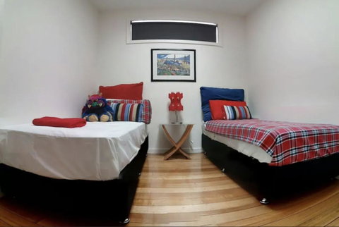 The Old Federal Coffee Palace - Accommodation Newcastle 6