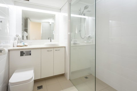 Black Buffalo - Accommodation Newcastle 11
