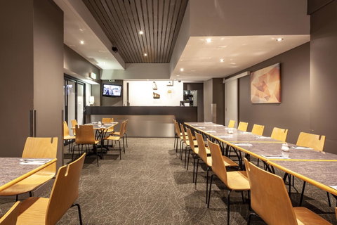 Black Buffalo - Accommodation Newcastle 18