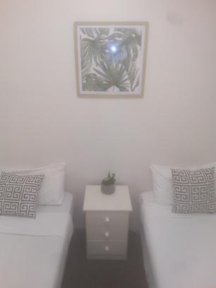 Abel Tasman Airport Motor Inn - Accommodation Newcastle 1