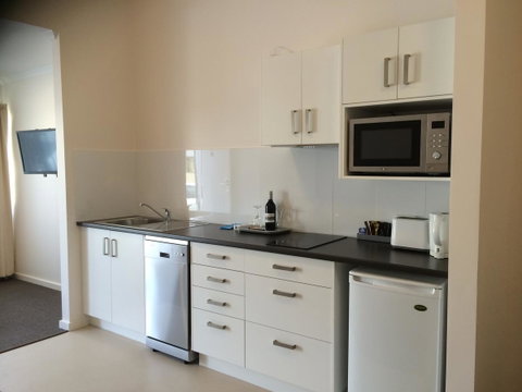 Abel Tasman Airport Motor Inn - Accommodation Newcastle 31