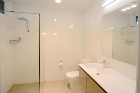 Bridge Hotel - Accommodation Newcastle 8