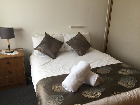 Regatta Point Tavern & Holiday Villas - Accommodation Newcastle 19