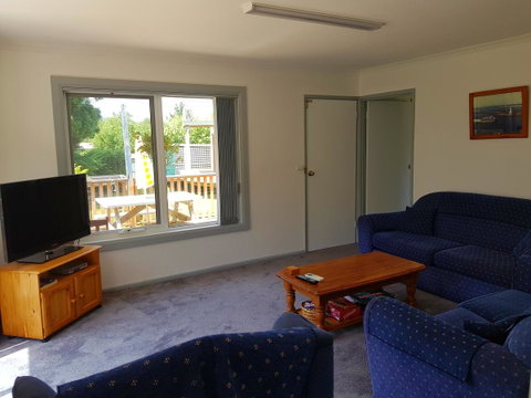 Regatta Point Tavern & Holiday Villas - Accommodation Newcastle 29