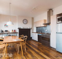 Devine Stays - Westside Apartment on Elizabeth - Accommodation Newcastle
