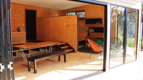 BAY OF FIRES ECO HUT Off Grid Experience At Binalong Bay - Accommodation Newcastle 2