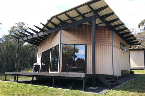 BAY OF FIRES ECO HUT Off Grid Experience At Binalong Bay - Accommodation Newcastle 0