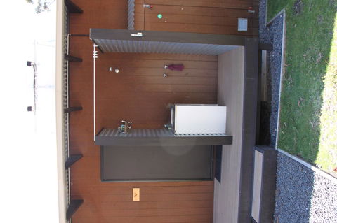 BAY OF FIRES ECO HUT Off Grid Experience At Binalong Bay - Accommodation Newcastle 1