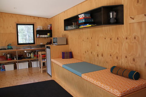 BAY OF FIRES ECO HUT Off Grid Experience At Binalong Bay - Accommodation Newcastle 10