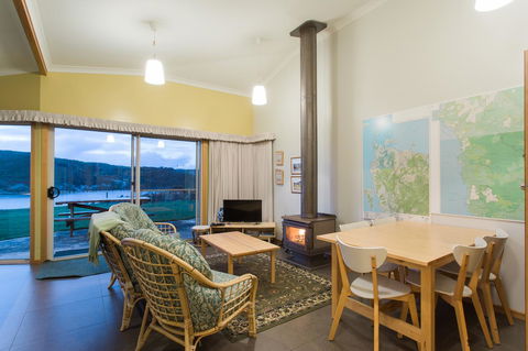 Arthur Riverfront And Sea Lodge Downstream - Accommodation Newcastle 5