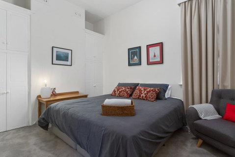 WEST NEST | Classic 3BR Hobart Terrace BEST Location, View, Close To City - Accommodation Newcastle 11