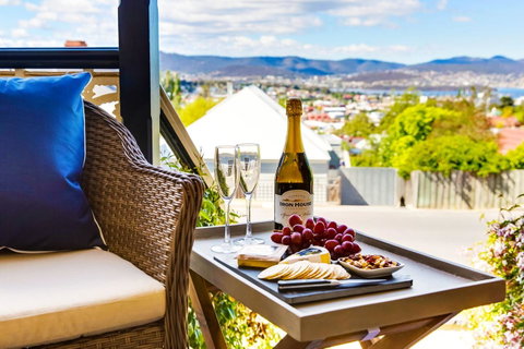 WEST NEST | Classic 3BR Hobart Terrace BEST Location, View, Close To City - Accommodation Newcastle 27