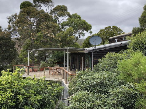 HIDDEN HAVEN Binalong Bay - Accommodation Newcastle 0