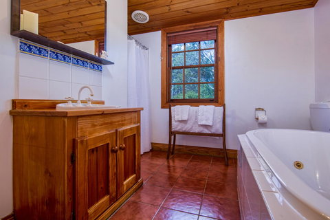 Wagners Cottages - Accommodation Newcastle 18