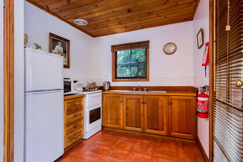 Wagners Cottages - Accommodation Newcastle 40