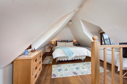 Wagners Cottages - Accommodation Newcastle 27