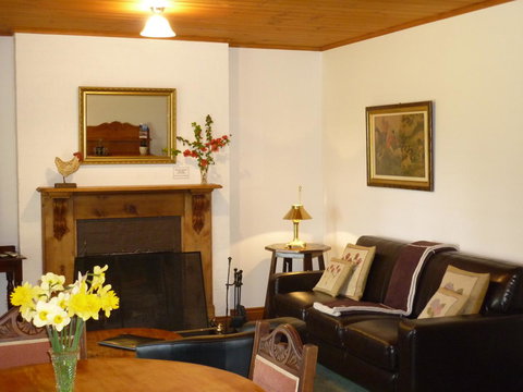 Wagners Cottages - Accommodation Newcastle 12