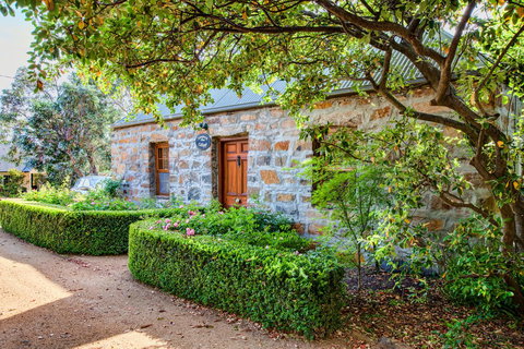 Wagners Cottages - Accommodation Newcastle 28