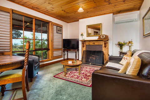 Wagners Cottages - Accommodation Newcastle 15